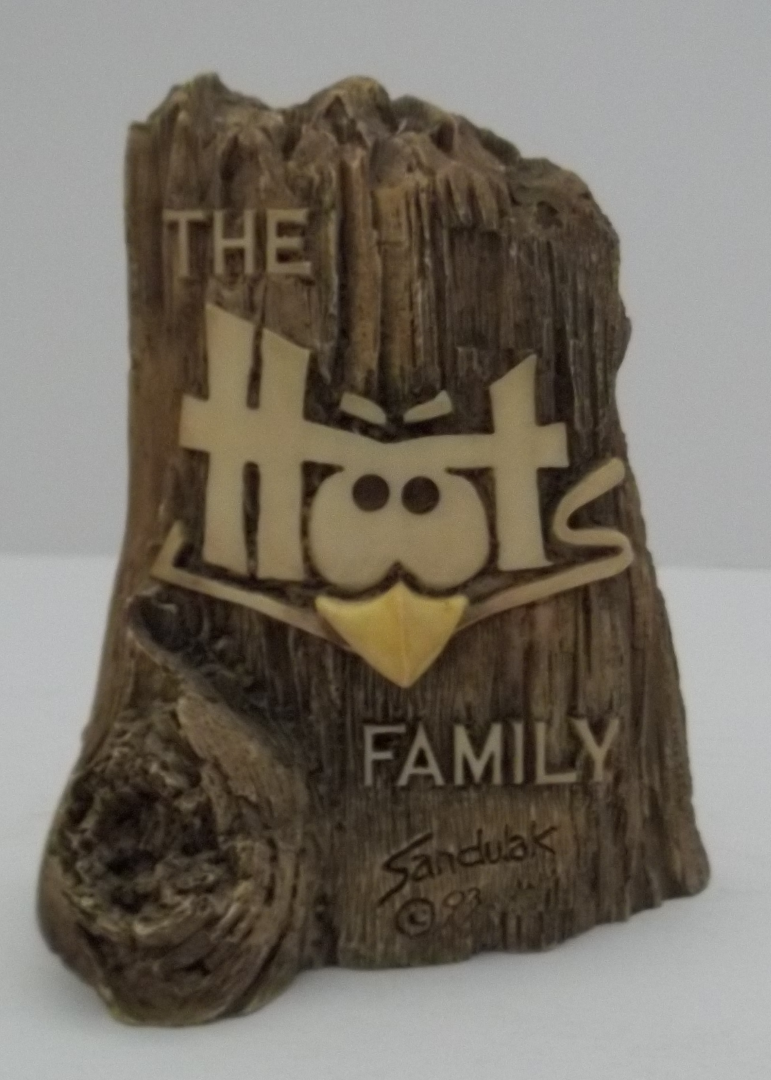 The Hoots Family Sign